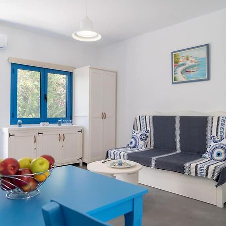 Blue Moon Apartments Makriyialos Bagian luar foto